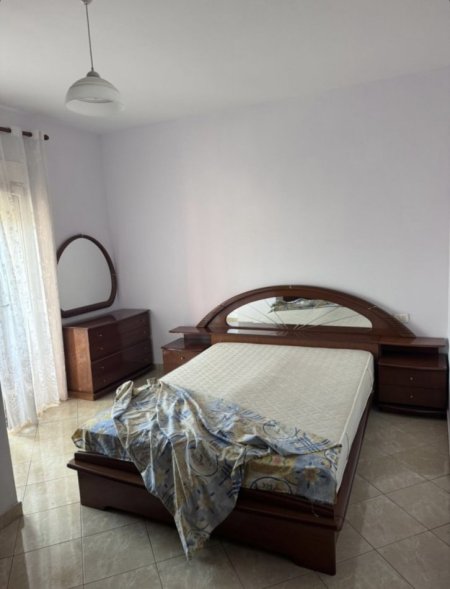 Tirane, jepet me qera apartament 1+1+Ballkon Kati 5, 75 m² 450 € (Don bosko te golden day)