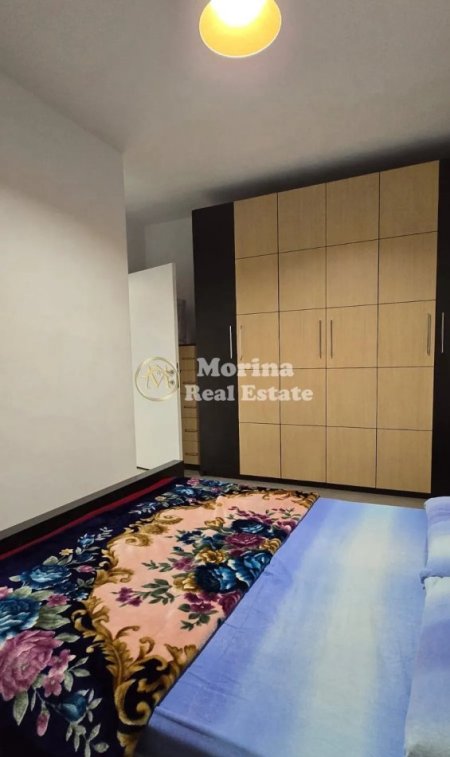 Tirane, jepet me qera apartament 2+1 Kati 3, 80 m² 600 € (Komuna Parisit)