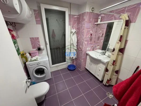 Durres, shitet apartament 2+1 Kati 4, 812 m² 170.000 € 