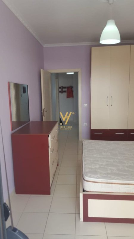 Tirane, jepet me qera apartament 1+1+Ballkon Kati 3, 65 m² 450 € (ASTIR)