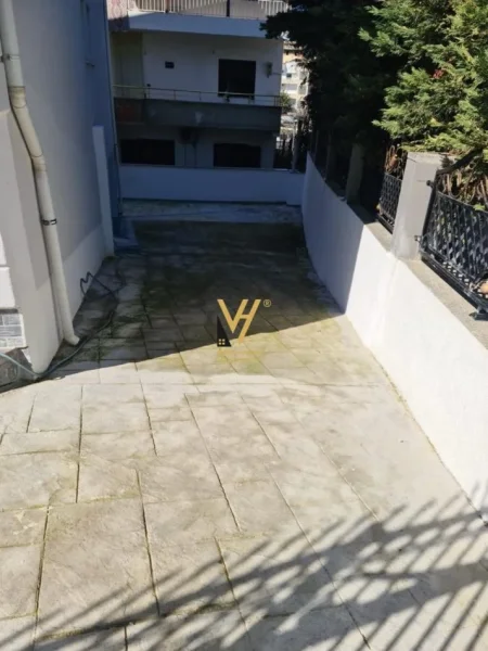 Tirane, shitet Vile 3 Katshe Kati 0, 463 m² 730.000 € (SHKOZE)