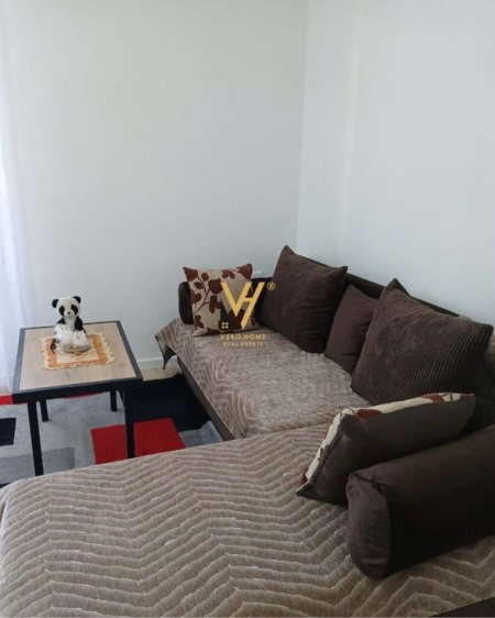 Tirane, jepet me qera apartament 1+1+Ballkon Kati 2, 59 m² 550 € (ALI DEMI)