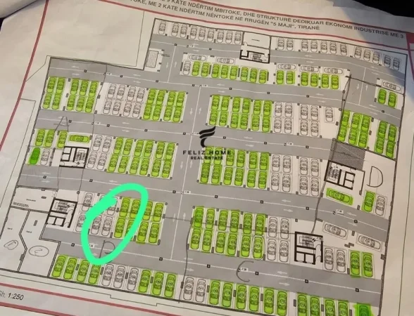 Tirane, shitet garazh Kati -2, 70 m² 46.000 € (5 MAJI)