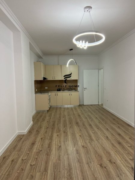 Tirane, shitet apartament 1+1+Ballkon Kati 2, 72 m² 99.000 € (YZBERISHT)