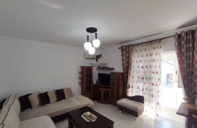 Tirane, jepet me qera apartament 2+1 Kati 5, 75 m² 700 € (MYSLYM SHYRI)