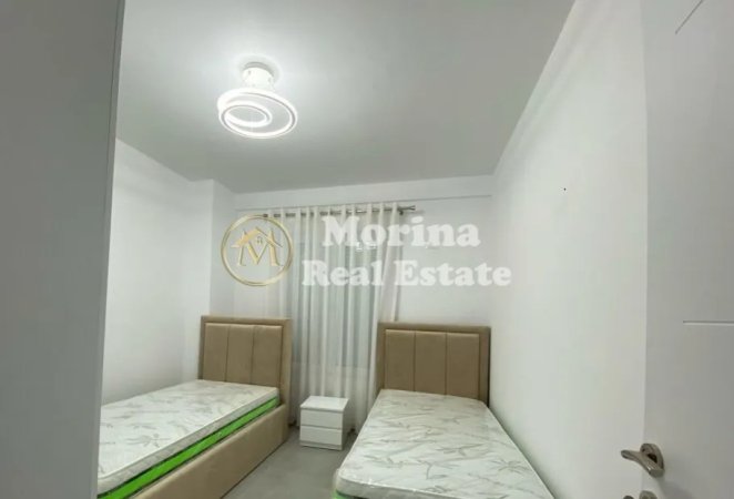 Tirane, jepet me qera apartament 2+1 Kati 1, 90 m² 450 € (Selite)