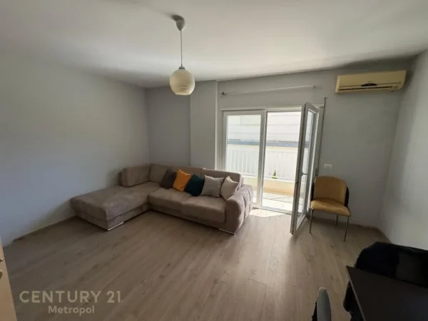 Tirane, shes apartament 2+1+2 , 128 m² 244.000 € (Kopshti Botanik Zoologjik)