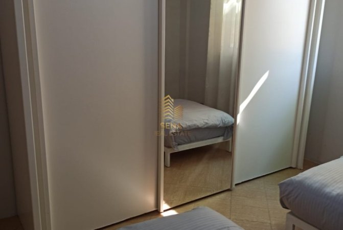 Tirane, jepet me qera shtepi 3+1+Ballkon Kati 1, 100 m² 500 € (Rruga Imer Ndregjoni)