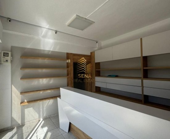 Tirane, jepet me qera ambjent biznesi Kati 1, 50 m² 500 € (Rruga e Dibrës)
