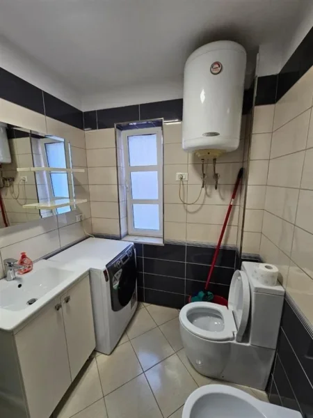 Tirane, jepet me qera apartament 1+1+Aneks Kati 3, 57 m² 450 € (Vasil Shanto)