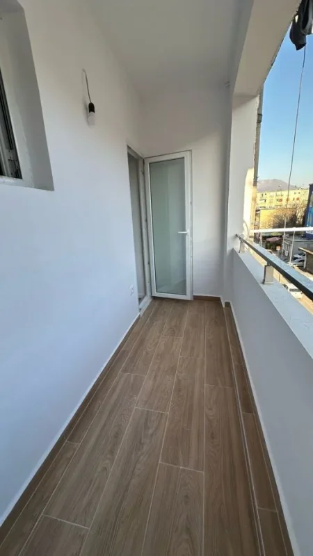 Tirane, shitet apartament 2+1 Kati 4, 75 m² 148.000 € (SHITET APARTAMENT 2+1 PERBALLE DELIJORGJIT)