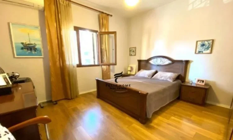 Tirane, shitet apartament 2+1+Ballkon Kati 3, 112 m² 210.000 € (VASIL SHANTO)