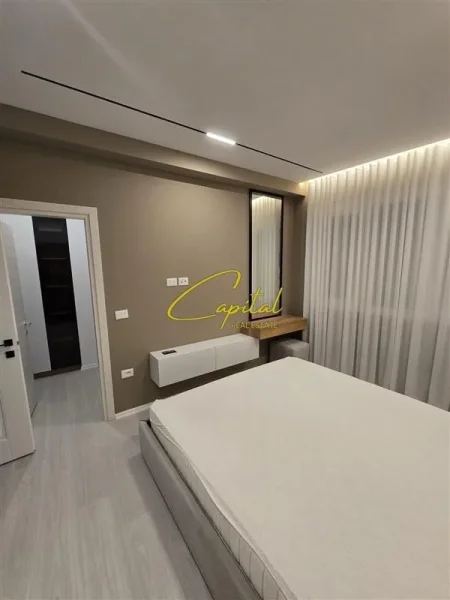 Tirane, jepet me qera apartament 2+1 Kati 7, 110 m² 90.000 leke (ASTIR)