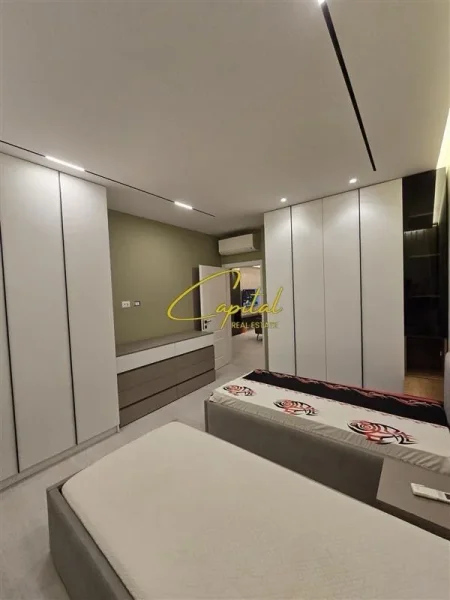 Tirane, jepet me qera apartament 2+1 Kati 7, 110 m² 90.000 leke (ASTIR)