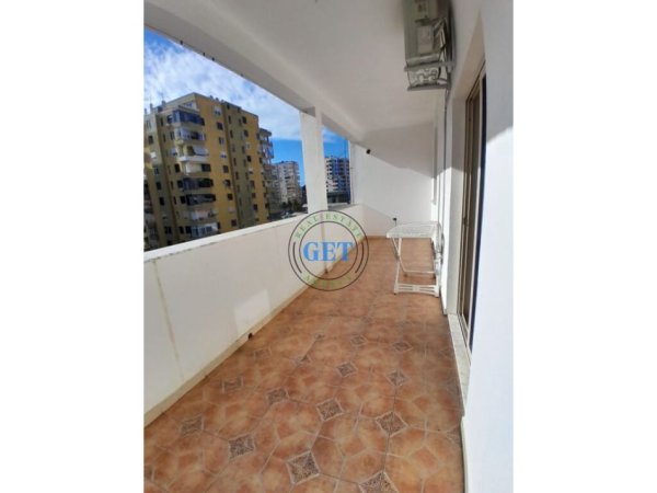 Durres, shitet apartament 2+1+Ballkon Kati 3, 131 m² 139.000 € (Vollga)