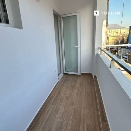 Tirane, shitet apartament Kati 4, 75 m² 148.000 € (Ish Parku, Rruga e Kavajës, Tiranë, TT 1893)