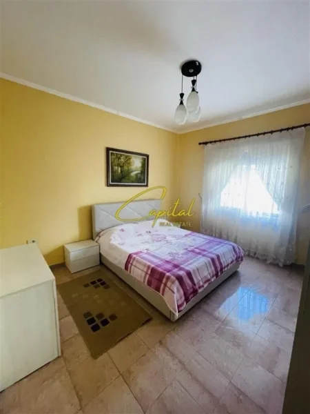 Tirane, jepet me qera apartament 2+1 Kati 2, 100 m² 55.000 leke (ISH RESTORANT DURRESI)