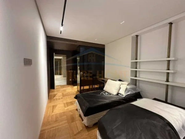 Shitet, Apartament 2+1+2, Lion Park, Rruga e Elbasanit.