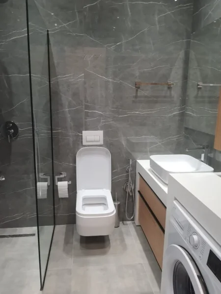 Tirane, jepet me qera apartament 2+1+Ballkon Kati 6, 90 m² 1.200 € (Prane Delijorgjit)
