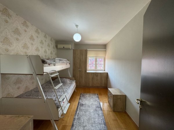 Tirane, jepet me qera apartament 2+1+Ballkon Kati 5, 120 m² 999 € (Stadiumi Air Albania)