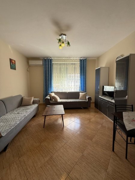 Tirane, jepet me qera apartament 2+1 Kati 5, 115 m² 600 € (Rruga e Kosovareve)