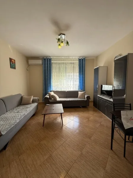 Tirane, jepet me qera apartament 2+1 Kati 5, 115 m² 600 € (Rruga e Kosovareve)