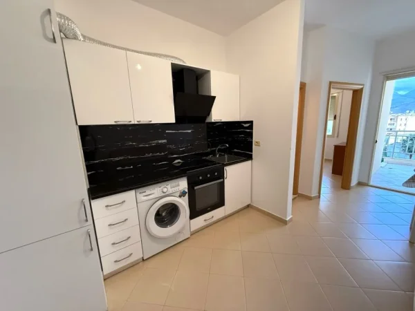 Vlore, shitet apartament 1+1+Ballkon Kati 4, 53 m² 68.000 € (Vlore)