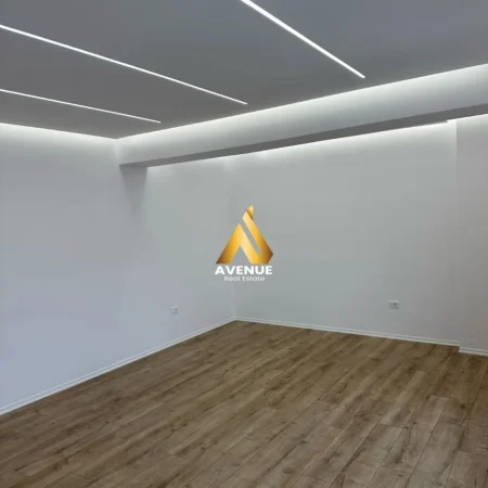 Tirane, shitet apartament 2+1+Ballkon Kati 4, 65 m² 140.000 € (KODRA E DELLIT)