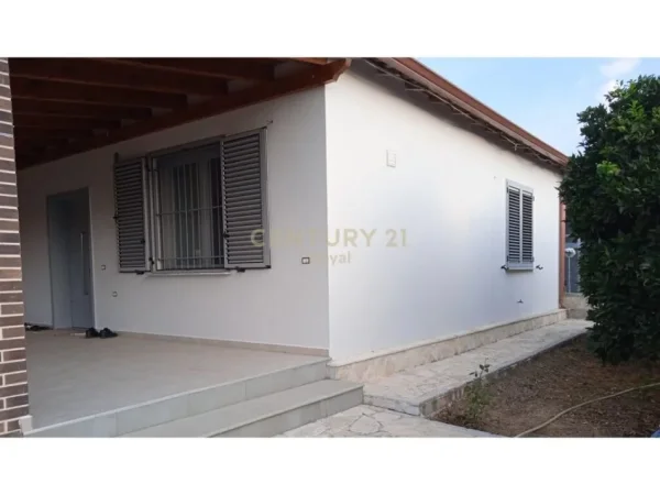 Tirane, toke , 14.000 m² 168.000 €