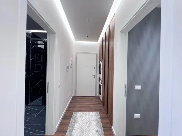 Tirane, jepet me qera 2+1 , (Farmacia 10)