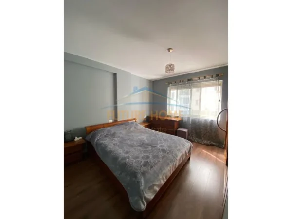 Tirane, shitet apartament 2+1 Kati 3, 99 m² 150.000 € (bulevardi migjeni)