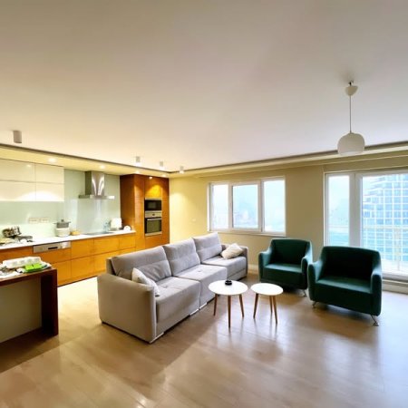 Tirane, shitet apartament 3+1 , 175 m² (Liqeni i Thate)