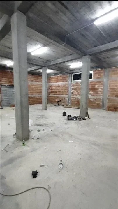 Tirane, jepet me qera magazine Kati 0, 450 m² 1.500 € (FARKE)