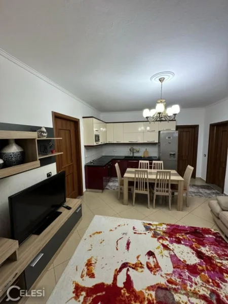 Tirane, jepet me qera apartament 2+1+Ballkon Kati 2, 90 m² 500 € (DON BOSKO)