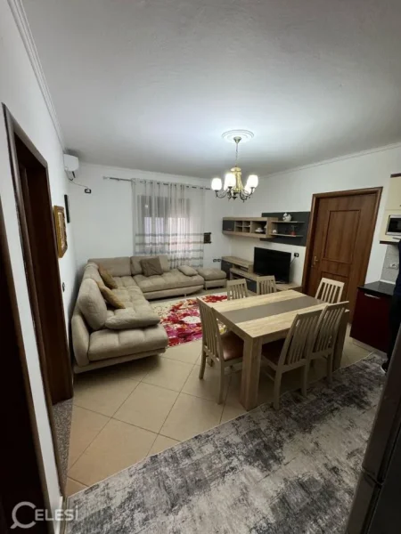 Tirane, jepet me qera apartament 2+1+Ballkon Kati 2, 90 m² 500 € (DON BOSKO)