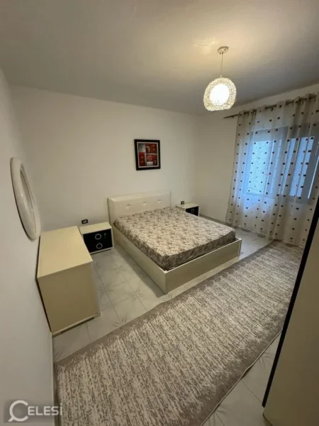 Tirane, jepet me qera apartament 2+1+Ballkon Kati 2, 90 m² 500 € (DON BOSKO)