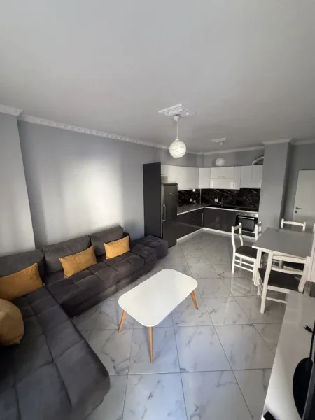 Tirane, jepet me qera apartament 2+1 Kati 4, 100 m² 450 € (ASTIR)