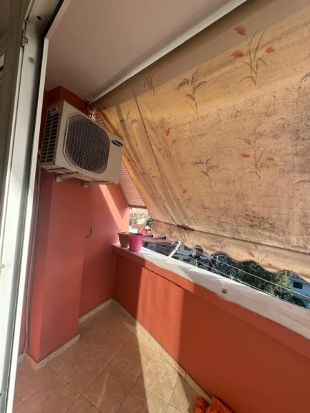 Tirane, jepet me qera apartament 1+1+Ballkon Kati 5, 75 m² 450 € (Don Bosko te golden day)