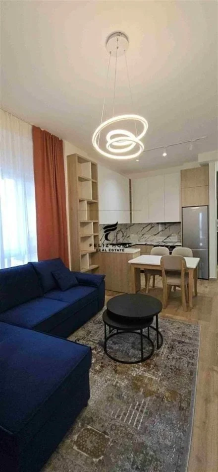 Tirane, jepet me qera apartament 1+1+Ballkon Kati 8, 69 m² 700 € (PAZARI I RI)