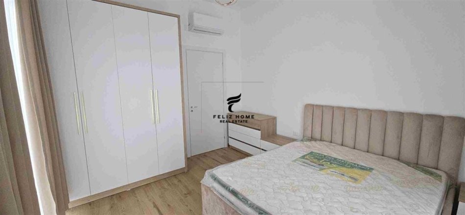Tirane, jepet me qera apartament 1+1+Ballkon Kati 8, 69 m² 700 € (PAZARI I RI)
