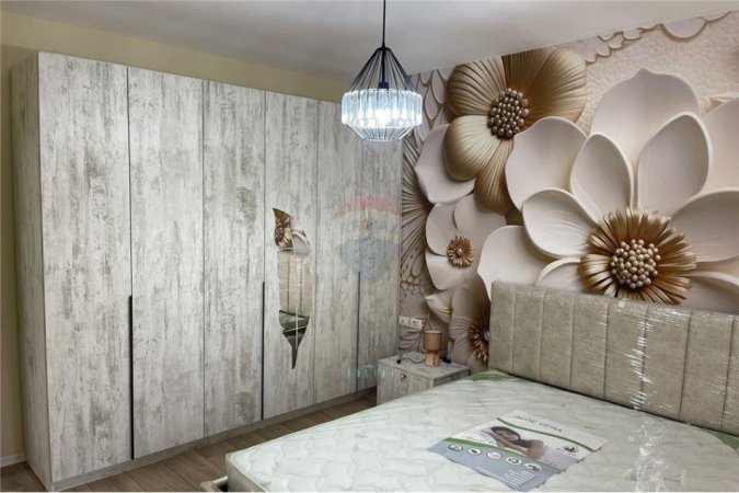 Tirane, jepet me qera apartament 2+1 Kati 4, 90 m² 750 € 