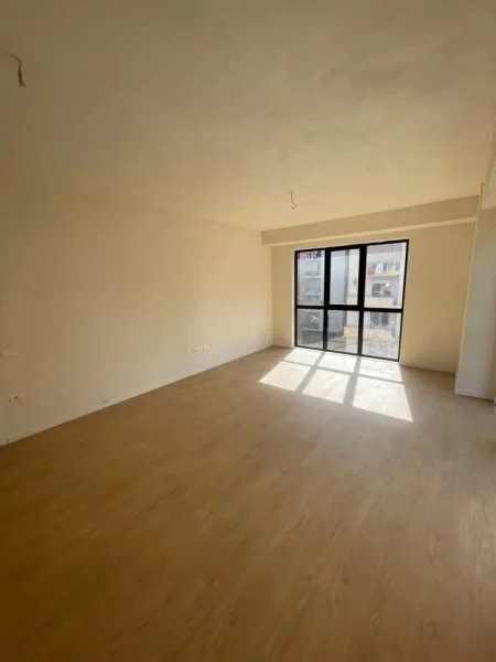 Tirane, shitet apartament 2+1 Kati 3, 90 m² 126.000 € (Sokrat Miho pran Vila L 2)