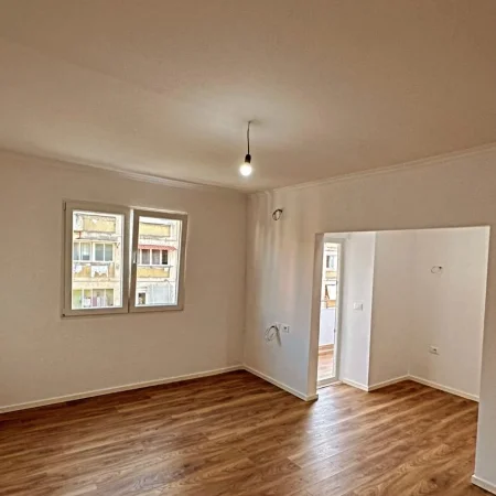Tirane, shitet apartament 2+1 , 75 m² 148.000 € (Prane Delijorgji)