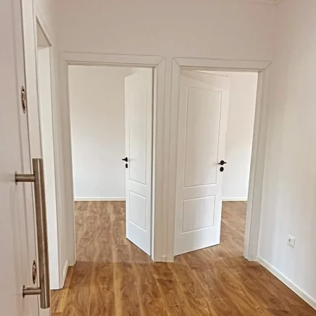 Tirane, shitet apartament 2+1 , 75 m² 148.000 € (Prane Delijorgji)