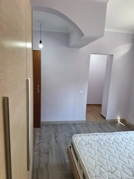 Tirane, shitet apartament 2+1 Kati 3, 95 m² 210.000 € (Tirane e Re)