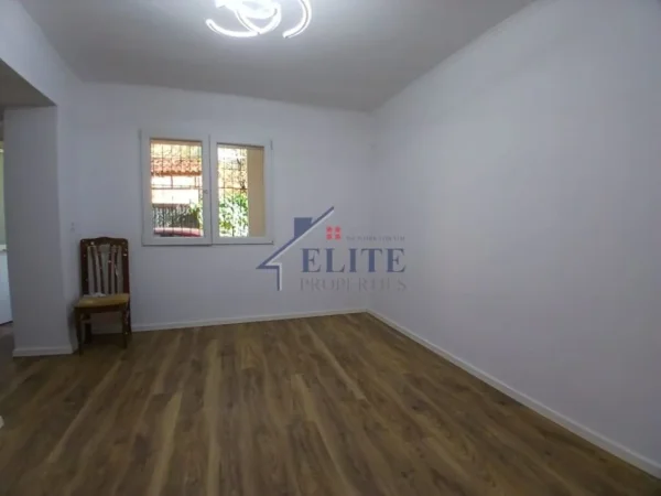 Tirane, shitet apartament 2+1 Kati 0, 70 m² 128.000 € (Ish Tregu Elektrik)