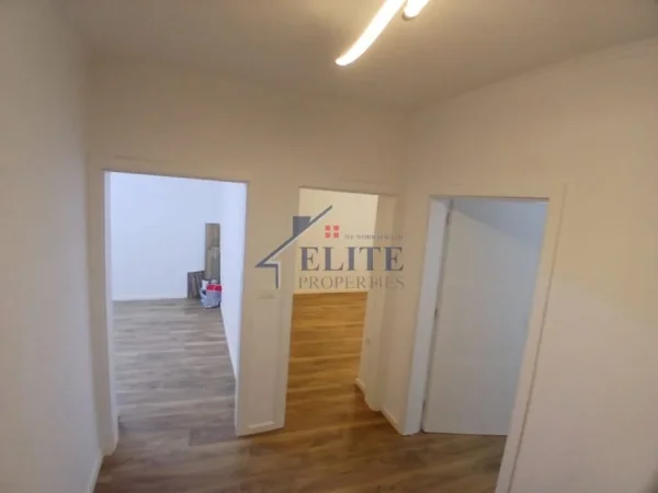 Tirane, shitet apartament 2+1 Kati 0, 70 m² 128.000 € (Ish Tregu Elektrik)