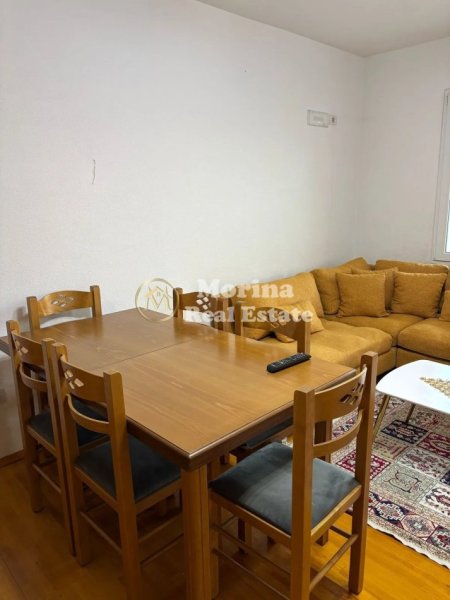 Tirane, jepet me qera apartament 2+1 Kati 2, 90 m² 400 € (Sauk)