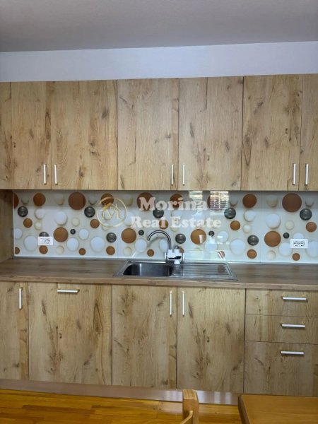 Tirane, jepet me qera apartament 2+1 Kati 2, 90 m² 400 € (Sauk)