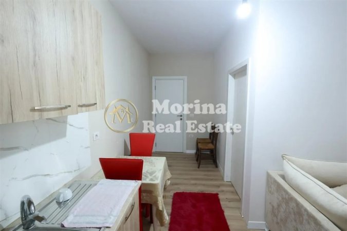 Tirane, jepet me qera apartament 1+1 Kati 4, 60 m² 300 € (Fresku)